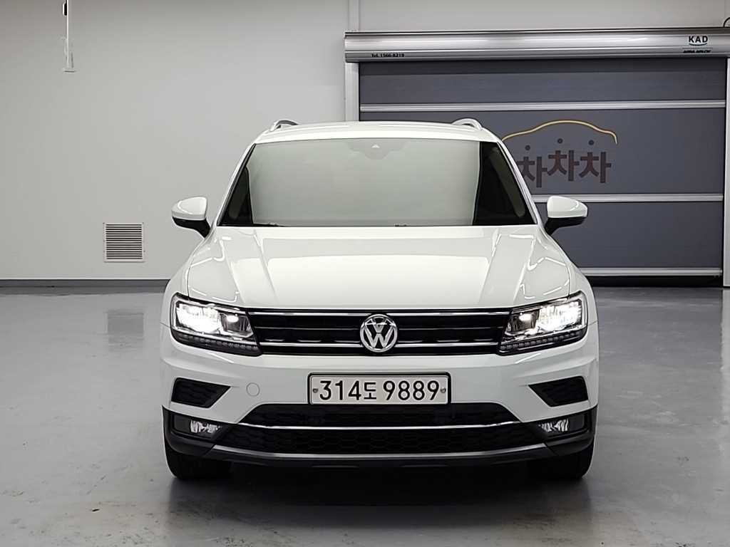 Volkswagen Tiguan - Vista 2