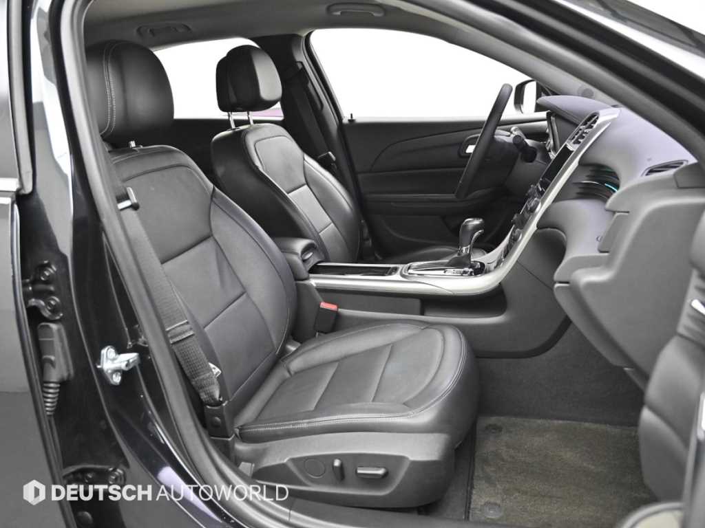 Chevrolet Malibu - Vista 12