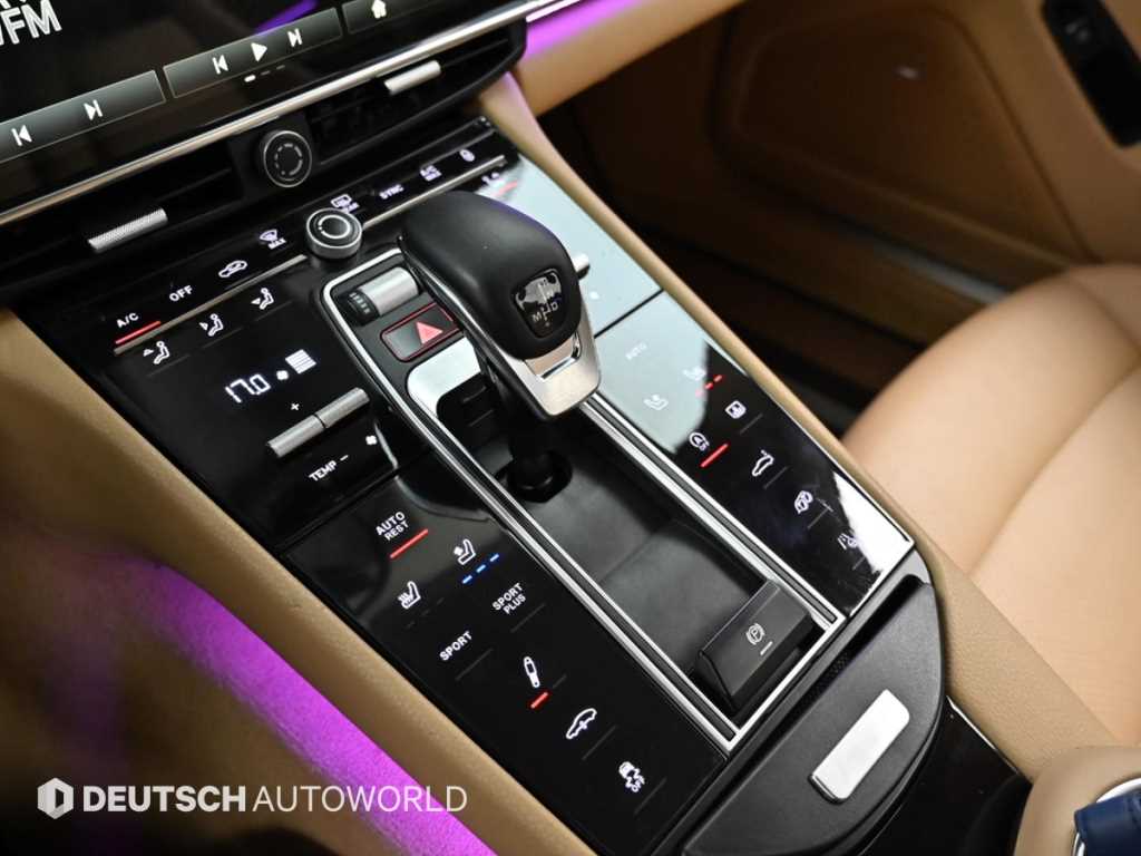Porsche Panamera - Vista 11