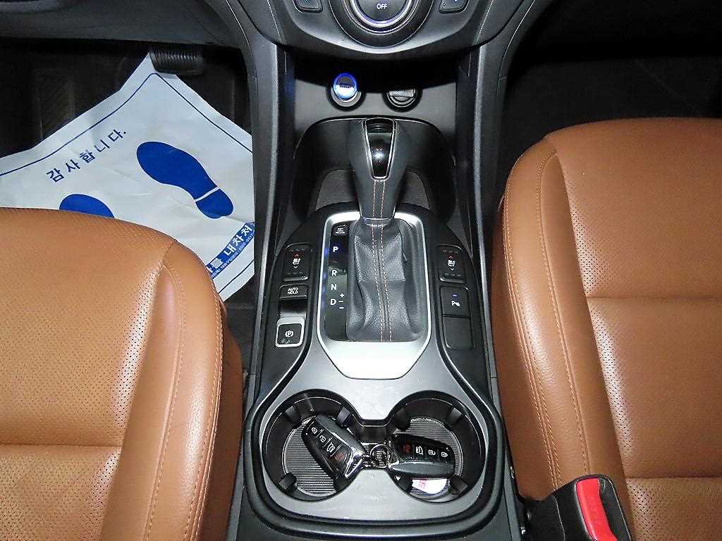 HYUNDAI Santa Fe 2016 Blanco - Importación desde Corea - HF Imports Iquique - Foto 14