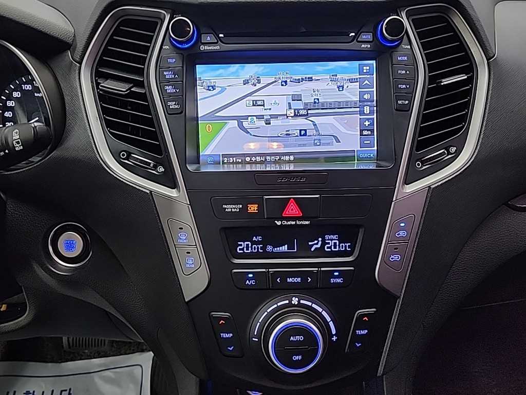 HYUNDAI Santa Fe - Vista 12