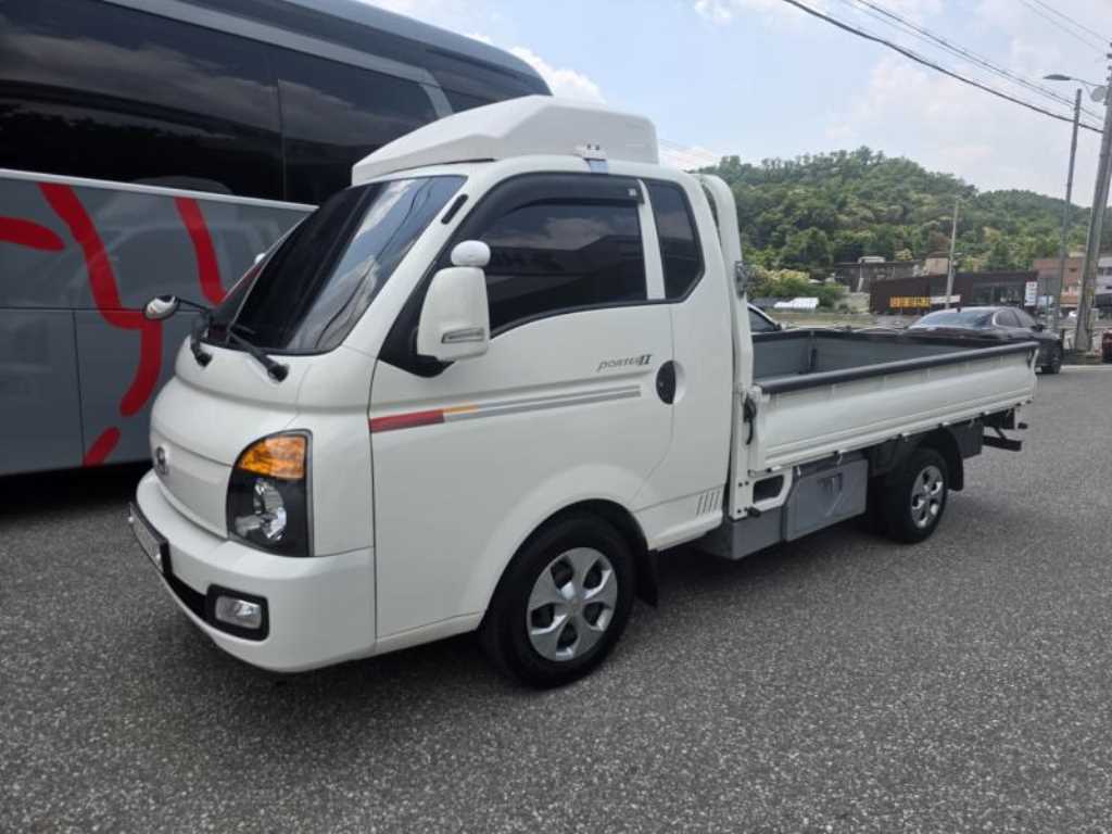 Small Truck Cargo (small) - Vista 3