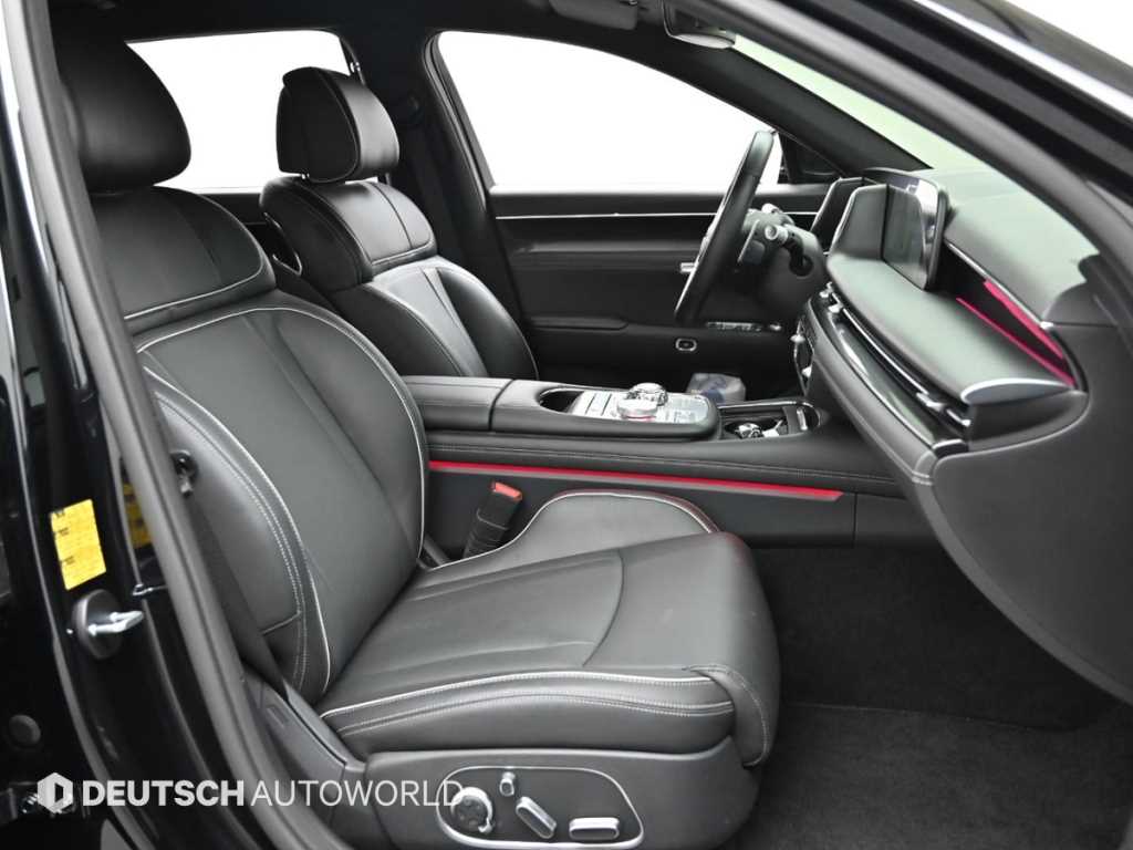 Genesis G90 - Vista 12