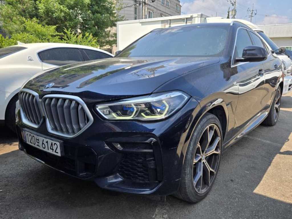 BMW X6 2022 Negro - Importación desde Corea - HF Imports Iquique - Foto 1