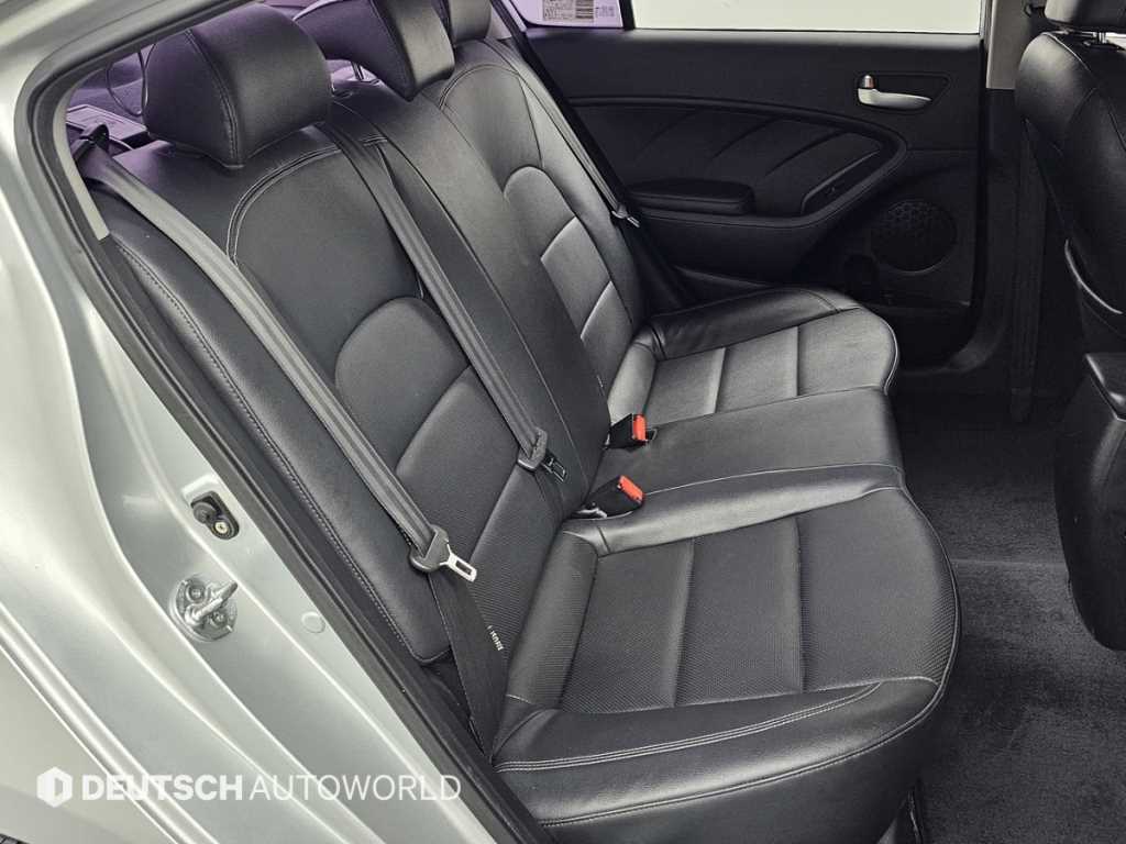 KIA K3 2013 Plateado - Importación desde Corea - HF Imports Iquique - Foto 14