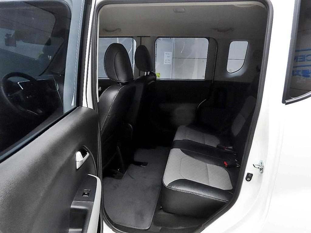 KIA Ray - Vista 8