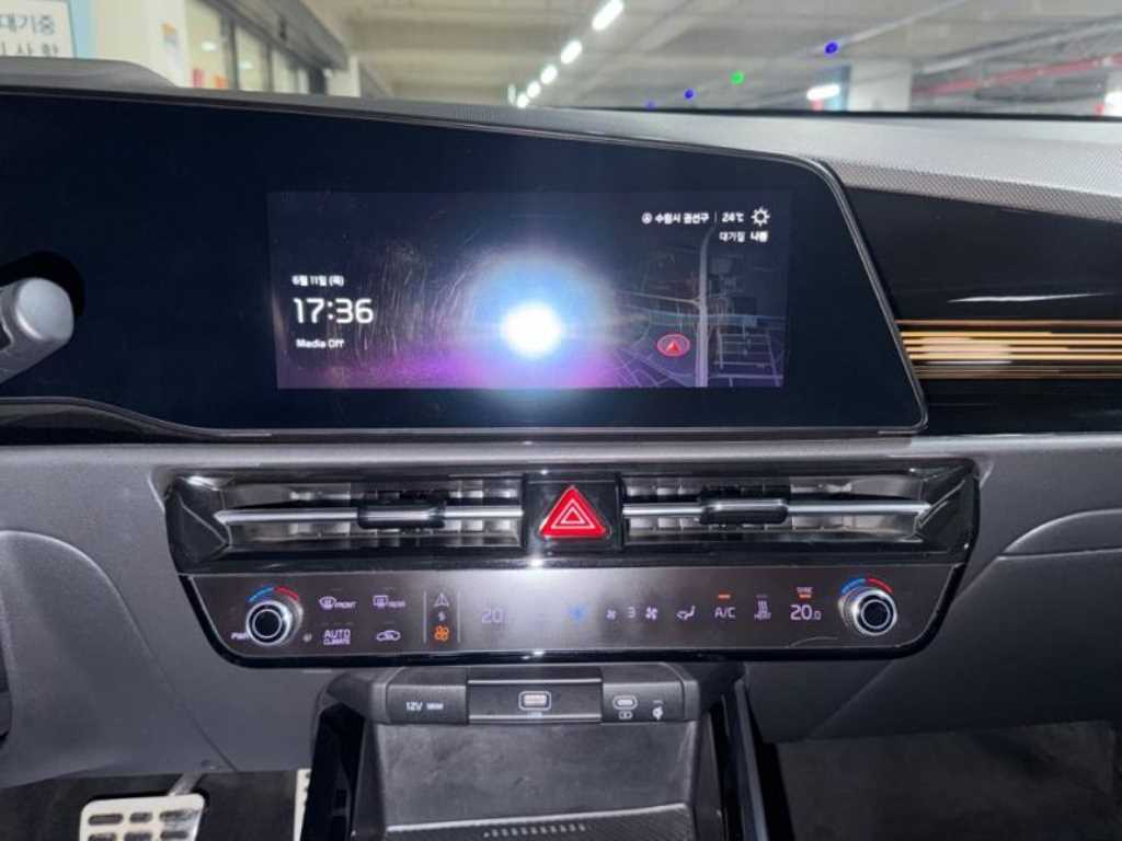 KIA Niro - Vista 12