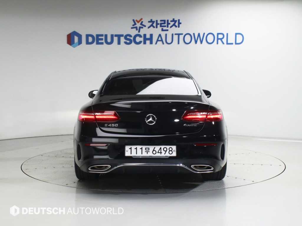 Mercedes Benz E class - Vista 6