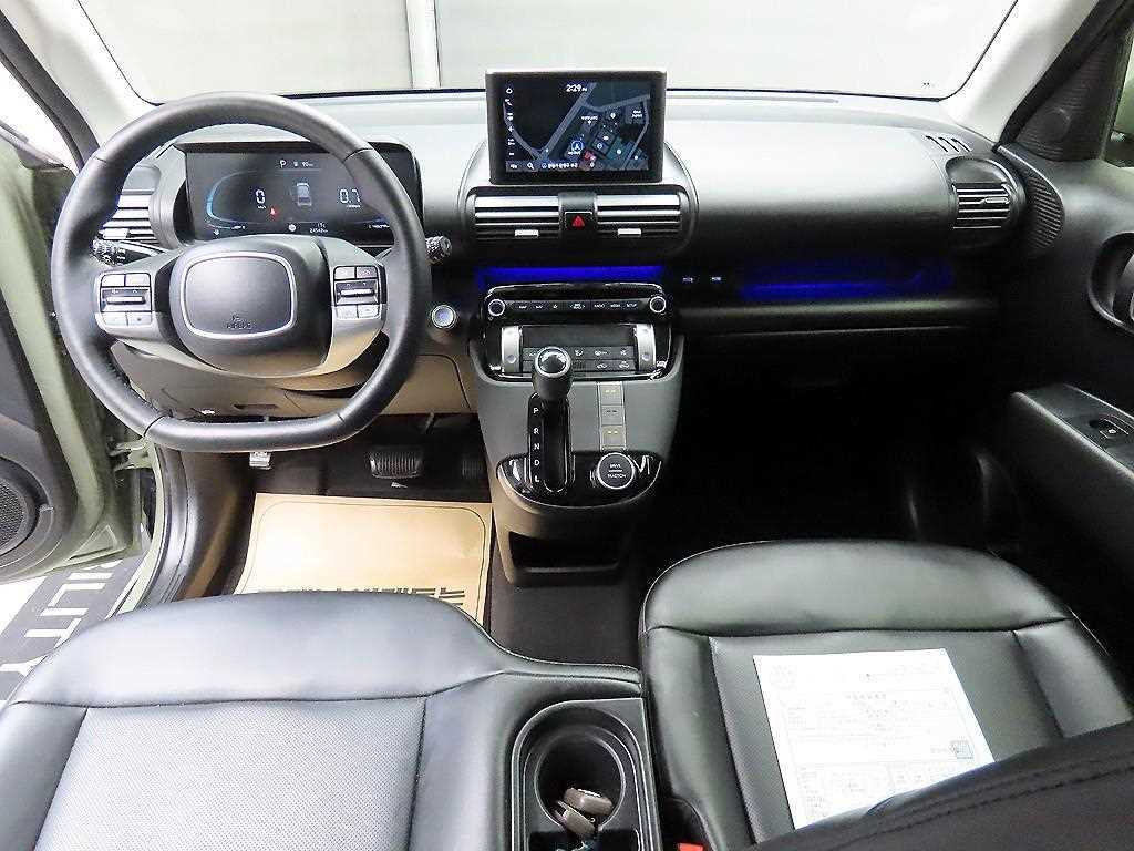 HYUNDAI Casper - Vista 8