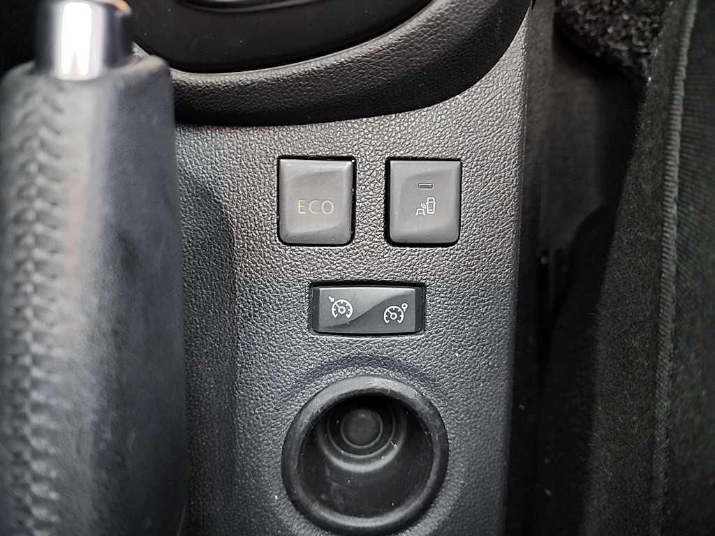 SAMSUNG QM3 2018 Blanco - Importación desde Corea - HF Imports Iquique - Foto 19