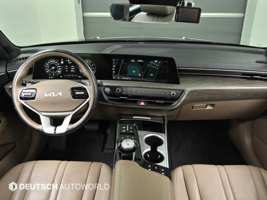 KIA K8 - Vista 12