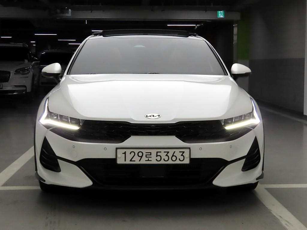 KIA K5 - Vista 3