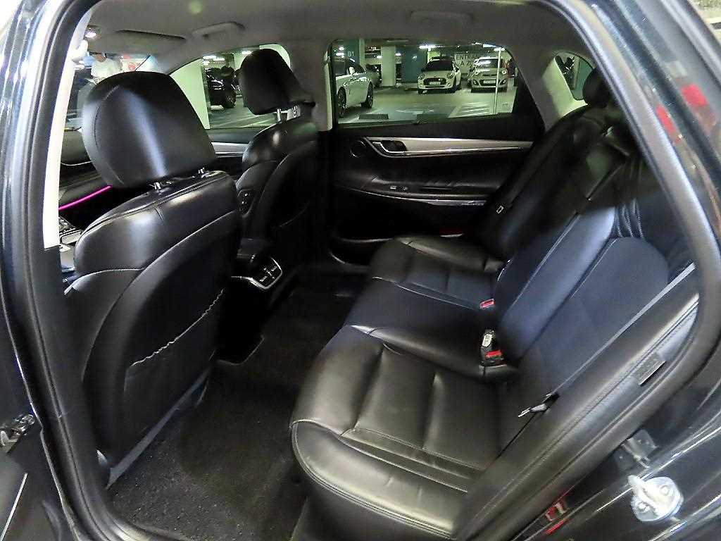 HYUNDAI Grandeur - Vista 9