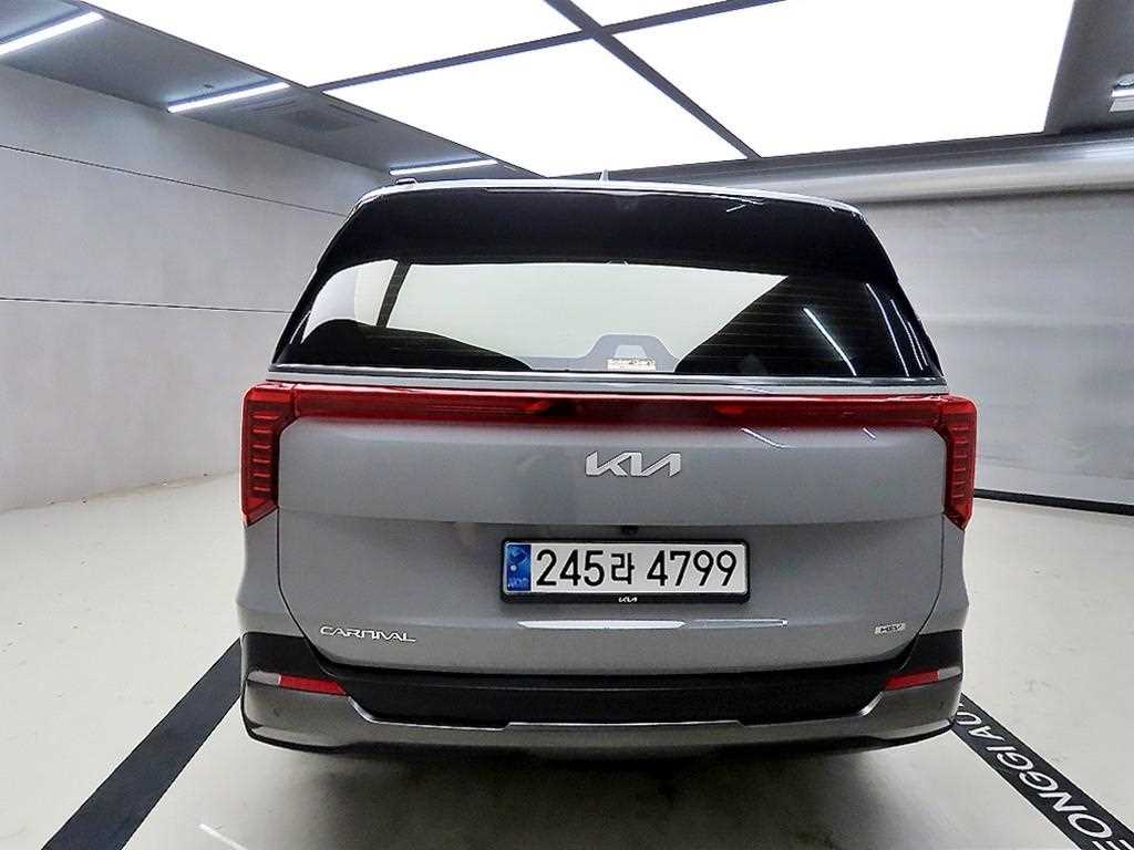 KIA Carnival - Vista 3