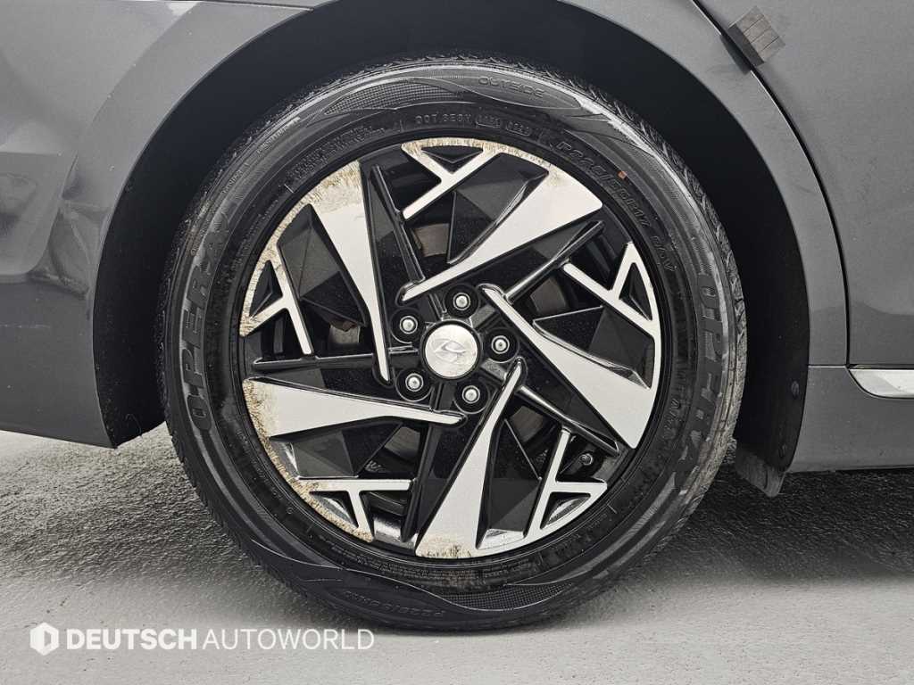 HYUNDAI Grandeur - Vista 7