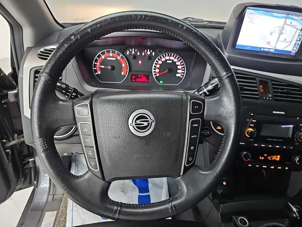 Ssangyong Korando - Vista 11