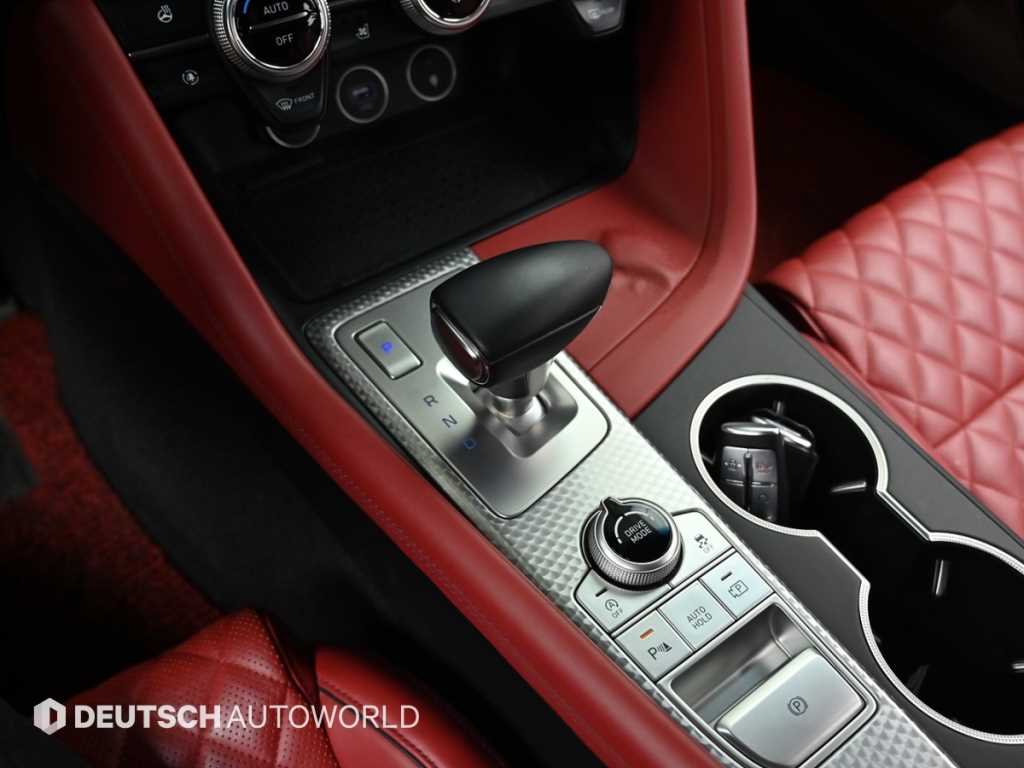 Genesis G70 - Vista 11