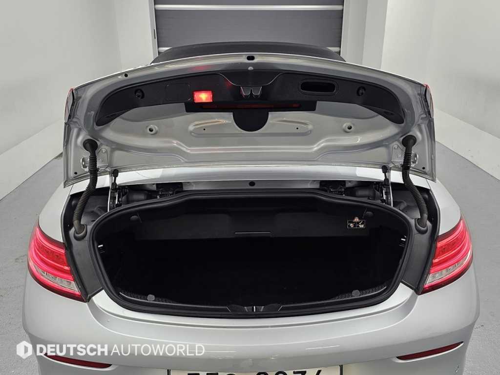 Mercedes Benz C Class 2017 Plateado - Importación desde Corea - HF Imports Iquique - Foto 20