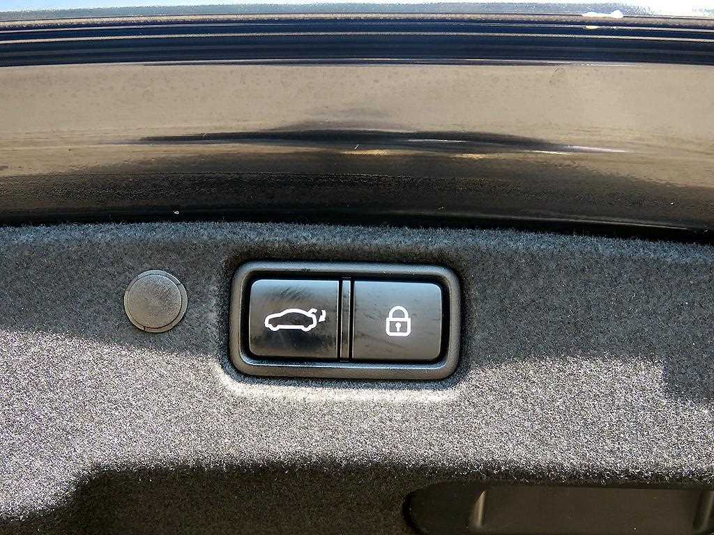 KIA K7 - Vista 7