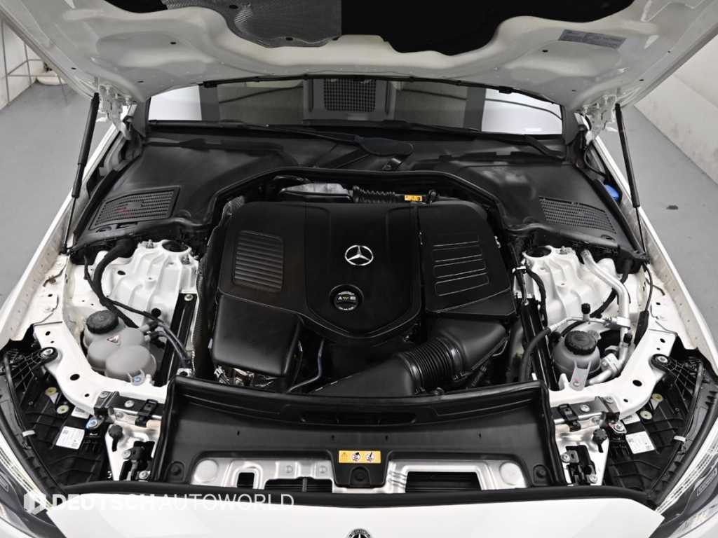 Mercedes Benz C Class - Vista 8