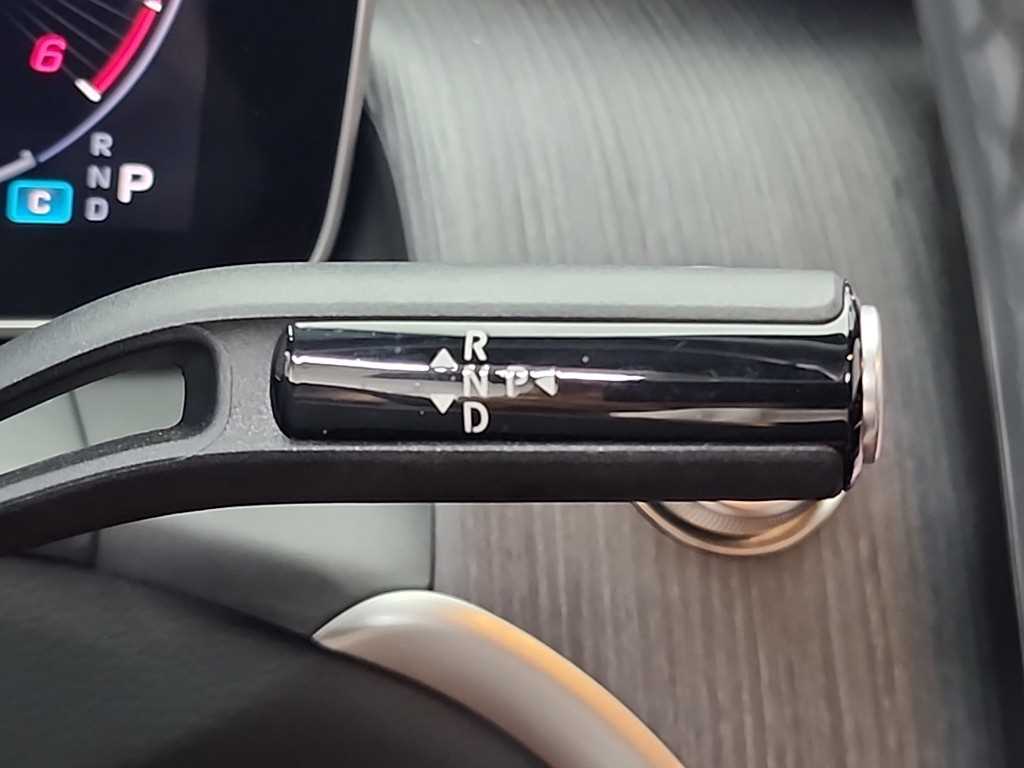 Mercedes Benz GLC Class - Vista 10