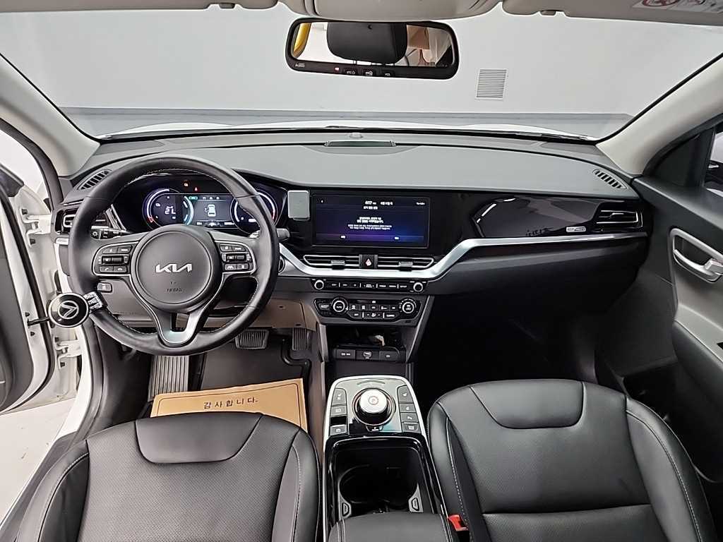 KIA Niro - Vista 9