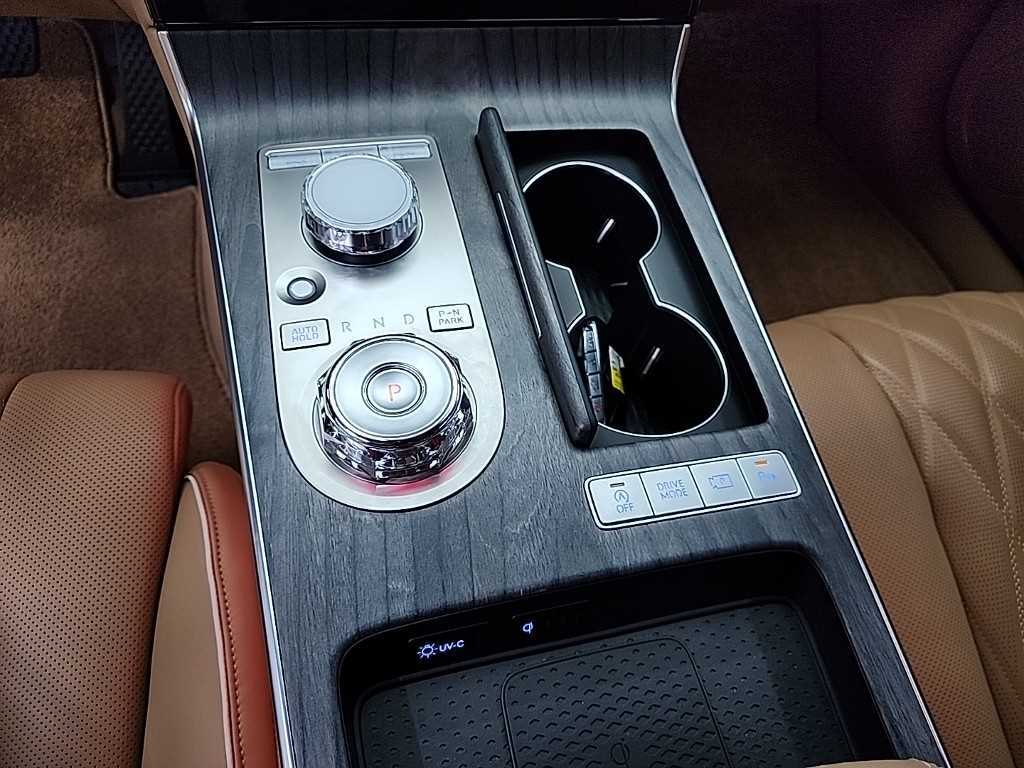 Genesis G80 - Vista 10