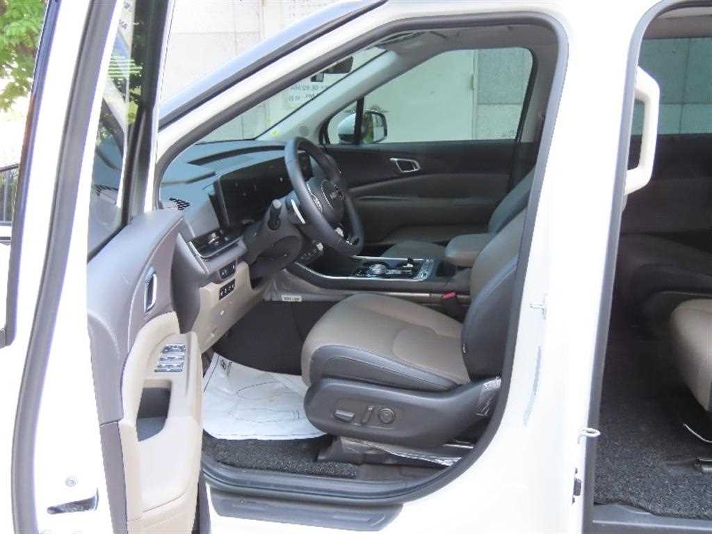 KIA Carnival 2024 Blanco - Importación desde Corea - HF Imports Iquique - Foto 15