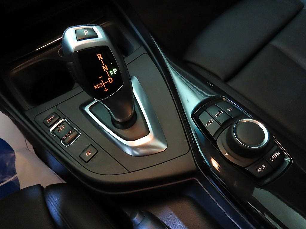 BMW 1 series 2015 Blanco - Importación desde Corea - HF Imports Iquique - Foto 14