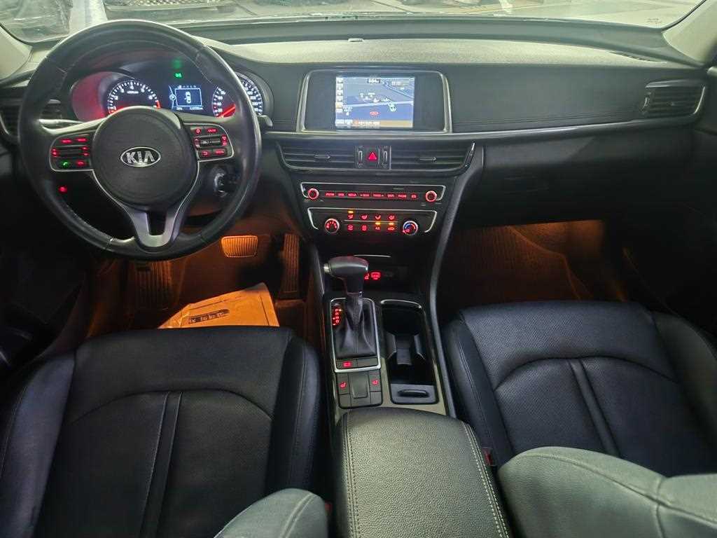 KIA K5 - Vista 10