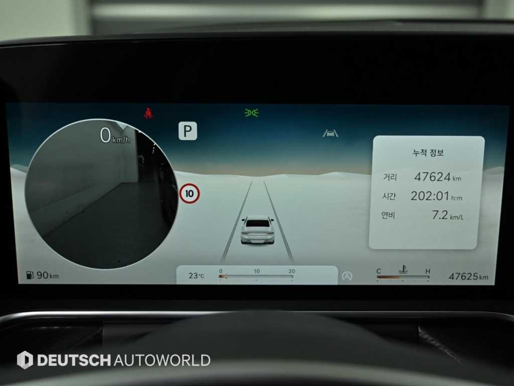 Genesis G90 - Vista 10