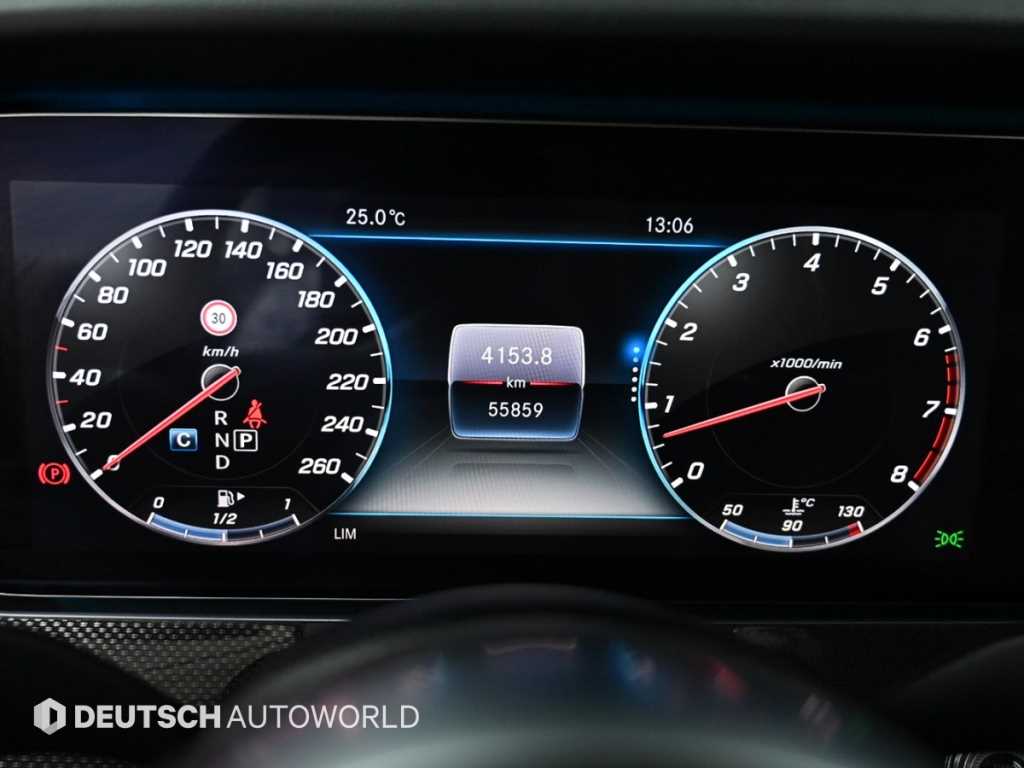 Mercedes Benz E class - Vista 10