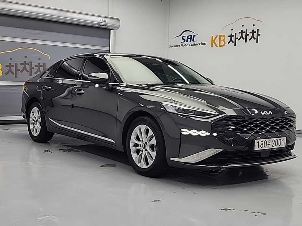 KIA K8 - Vista 6