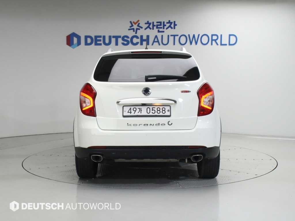 Ssangyong Korando - Vista 6