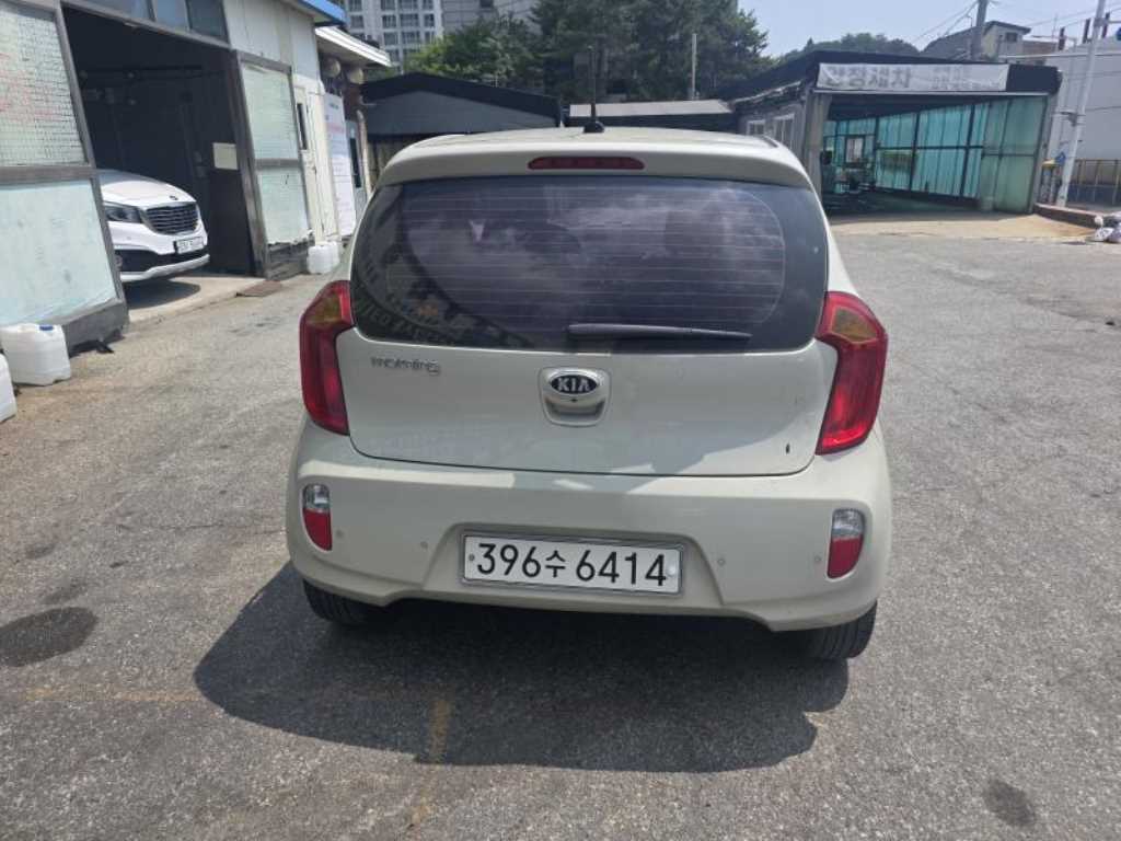KIA Morning - Vista 6