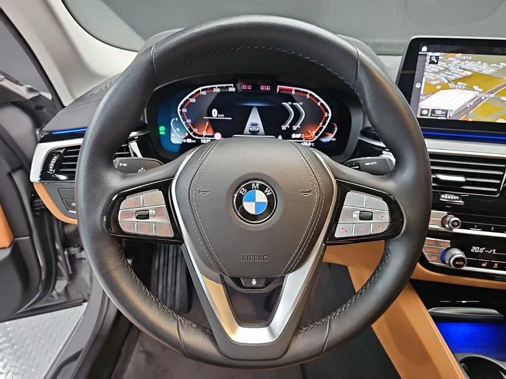 BMW 5 Series - Vista 11