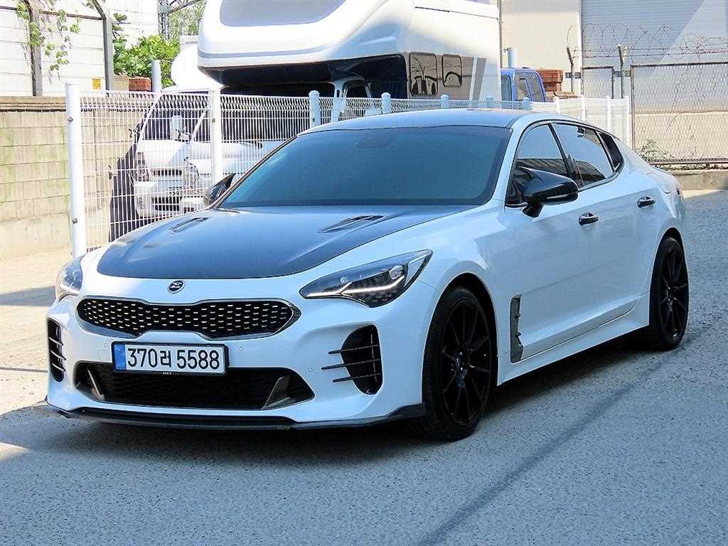 KIA Stinger - Vista 2