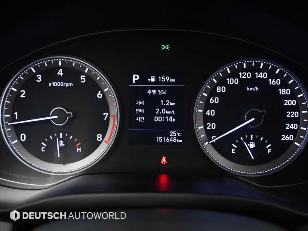 HYUNDAI Grandeur - Vista 10