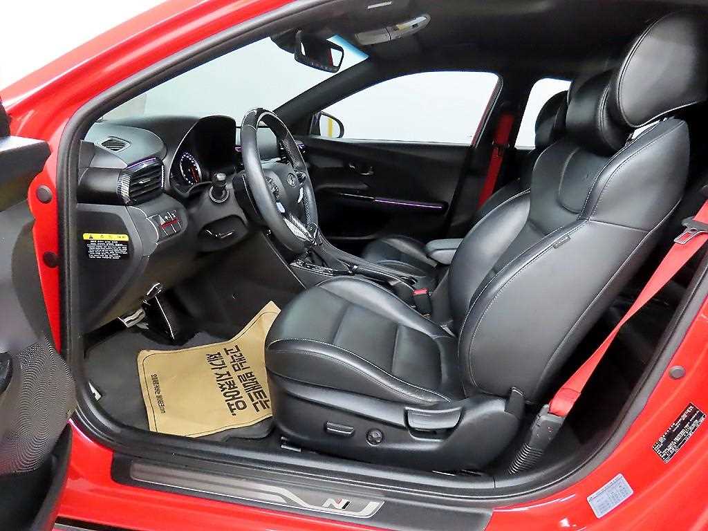 HYUNDAI Veloster - Vista 7