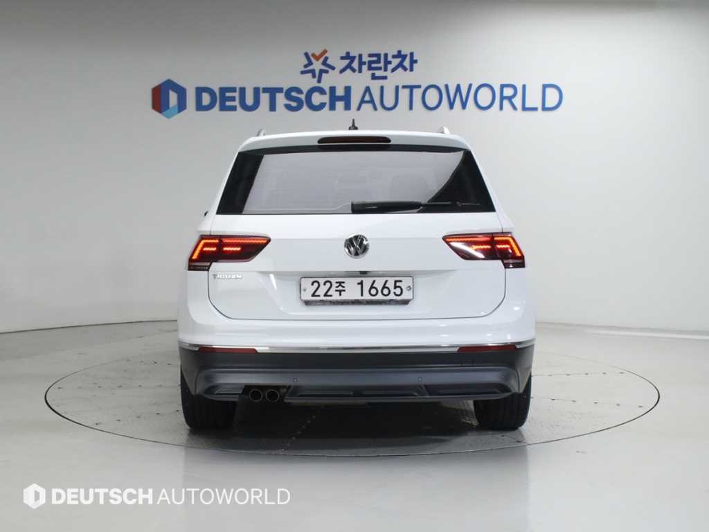 Volkswagen Tiguan - Vista 6