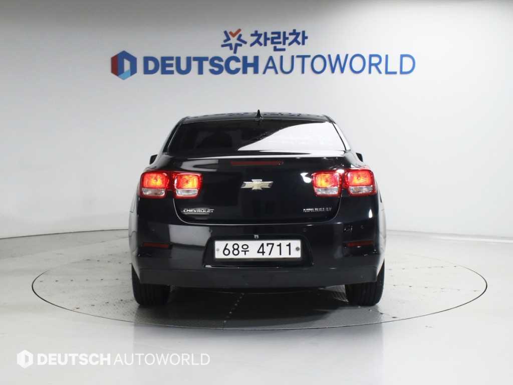 Chevrolet Malibu - Vista 2