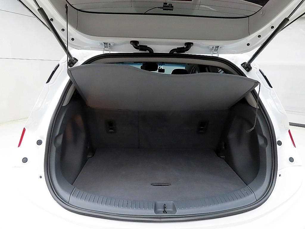 Chevrolet Bolt 2019 Blanco - Importación desde Corea - HF Imports Iquique - Foto 20