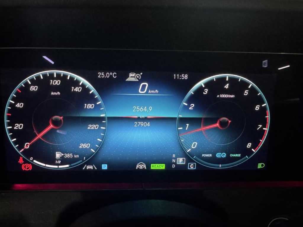 Mercedes Benz E class - Vista 8
