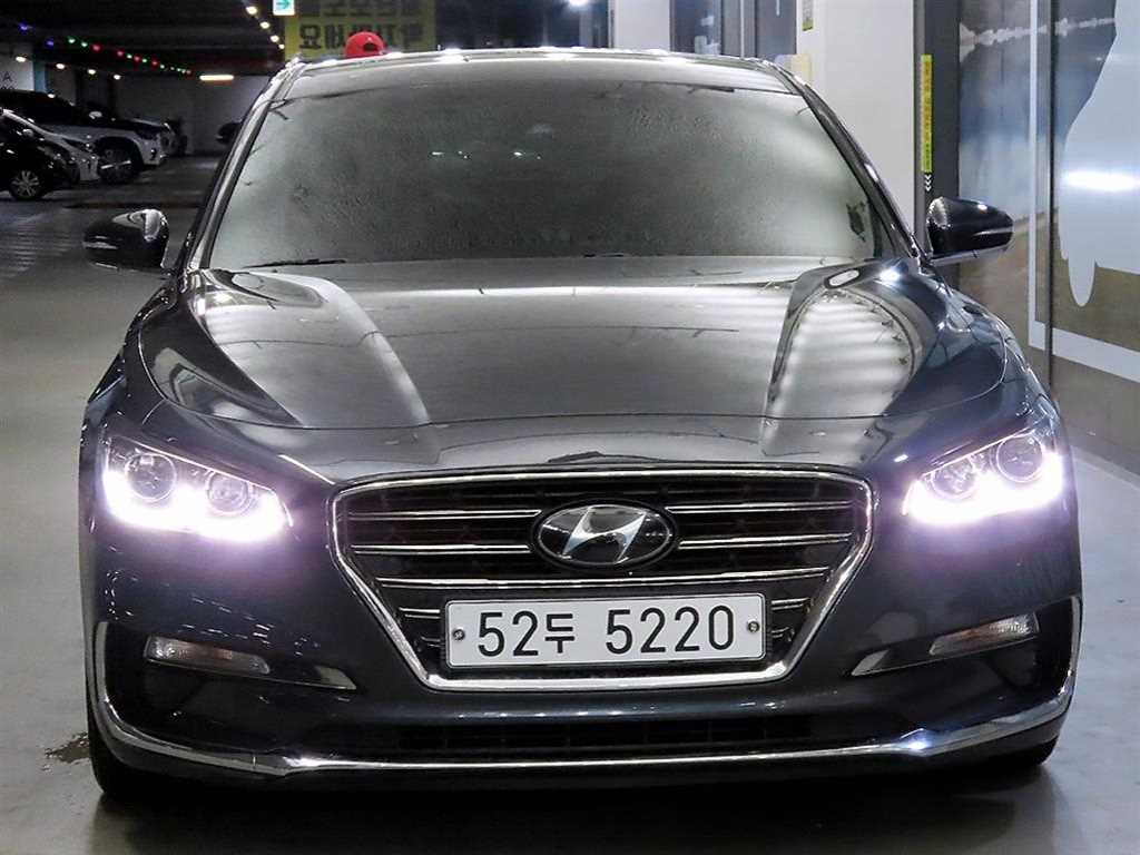 HYUNDAI Grandeur - Vista 2
