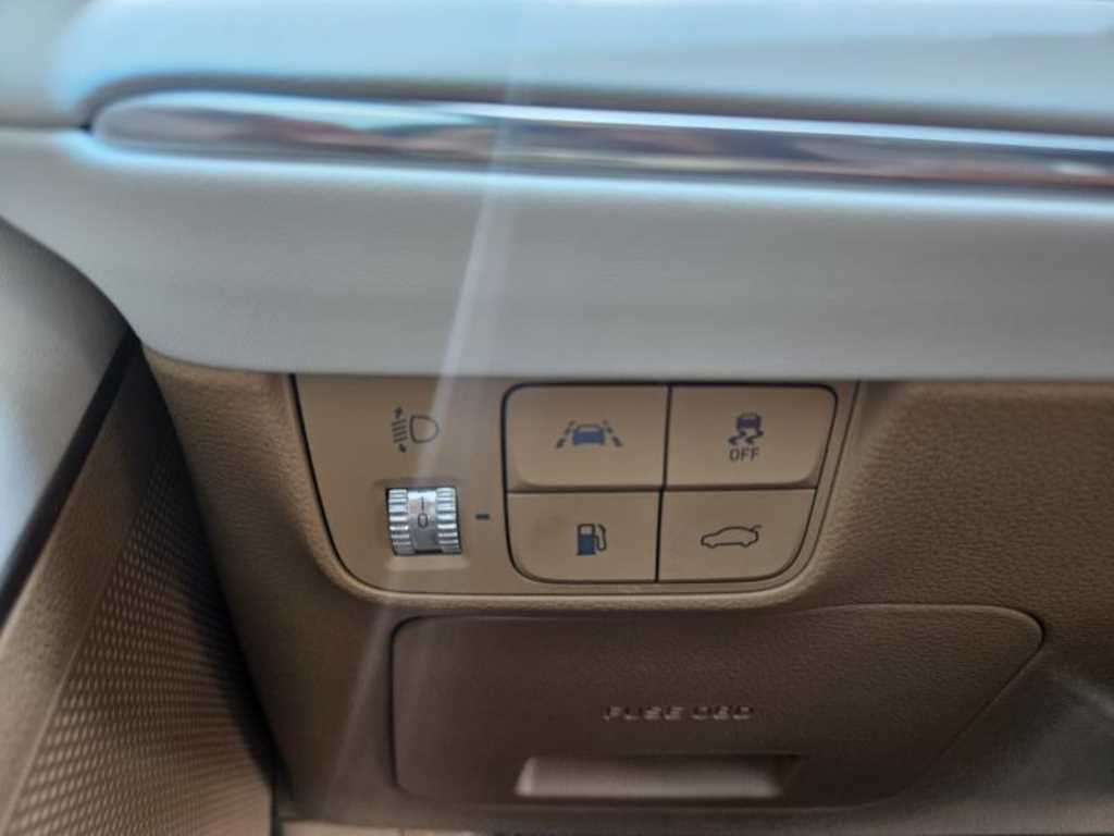 HYUNDAI Grandeur - Vista 10