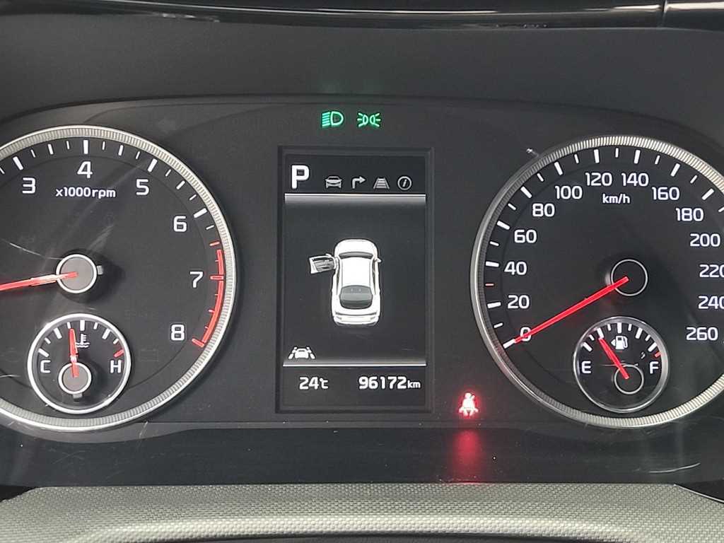 KIA K5 - Vista 8