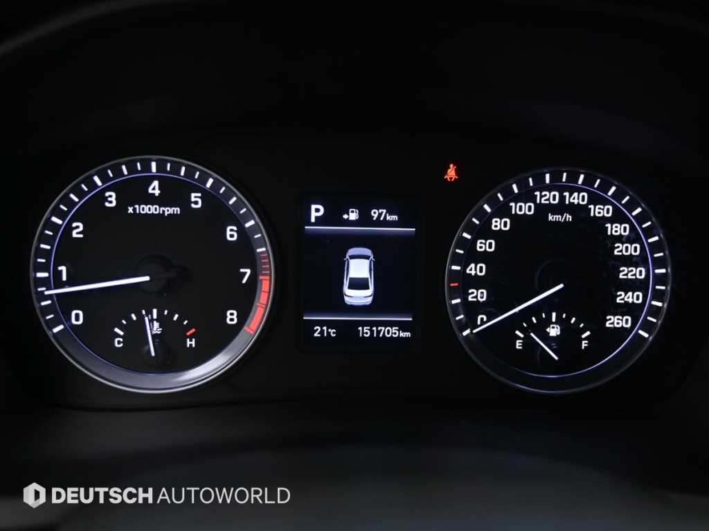 HYUNDAI Sonata - Vista 10