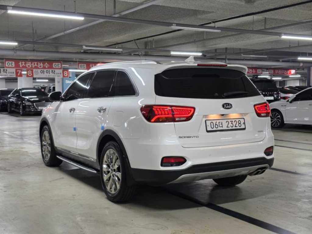 KIA Sorento - Vista 3