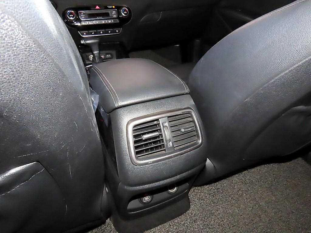 KIA Sorento 2018 Negro - Importación desde Corea - HF Imports Iquique - Foto 18