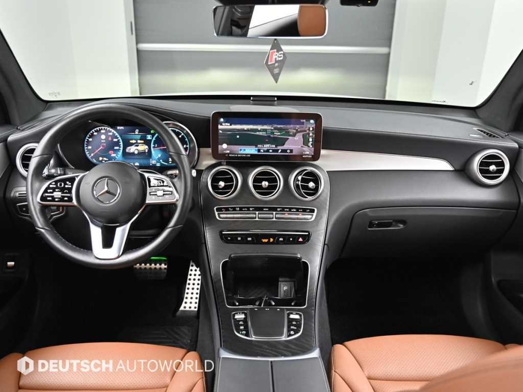 Mercedes Benz GLC Class - Vista 9